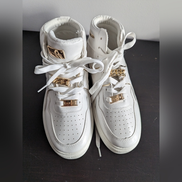 NWOT Bebe Monah shoes. Size 8.5 - Picture 10 of 12